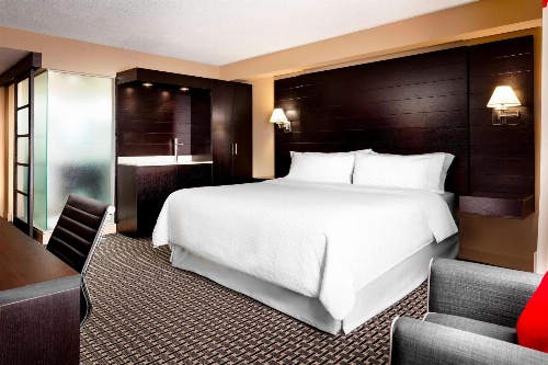 Four Points by Sheraton Mississauga - Meadowvale image 3
